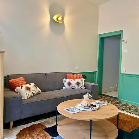 Maison 2 Avec Bureau - Proche Gare Apartment