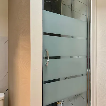 Apartment Maison 2 Avec Bureau - Proche Gare *