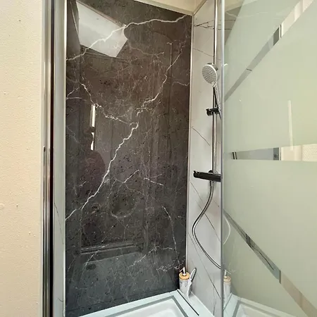 Maison 2 Avec Bureau - Proche Gare Apartment Saint-Omer (Pas-de-Calais)