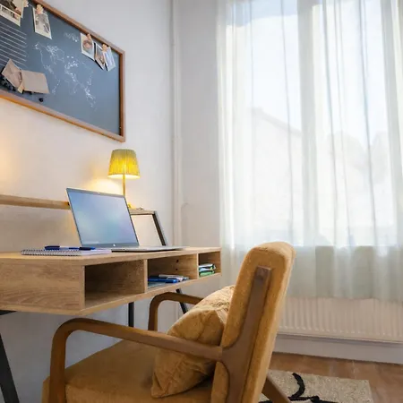 Apartment Maison 2 Avec Bureau - Proche Gare
