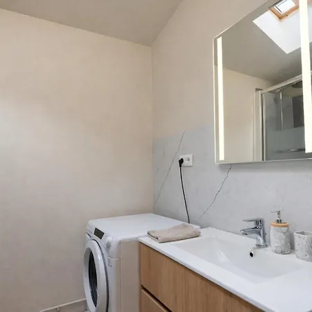 Maison 2 Avec Bureau - Proche Gare *