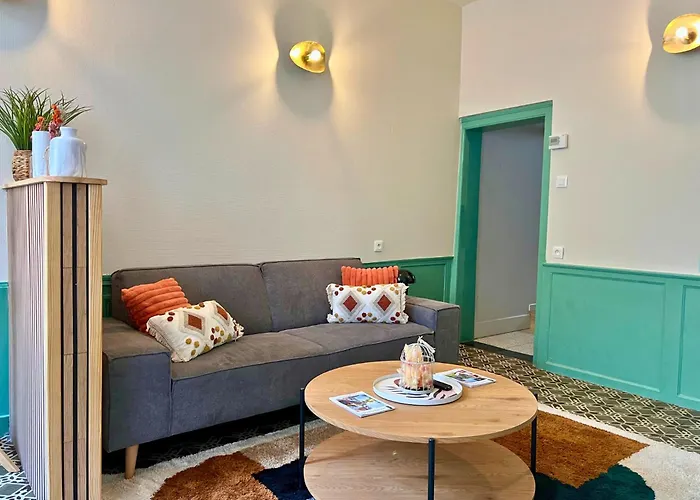 Maison 2 Avec Bureau - Proche Gare Apartment