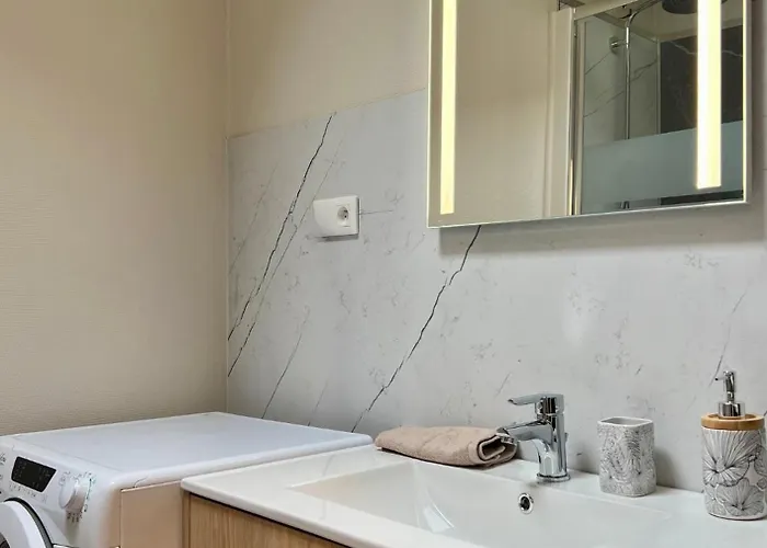 Maison 2 Avec Bureau - Proche Gare *